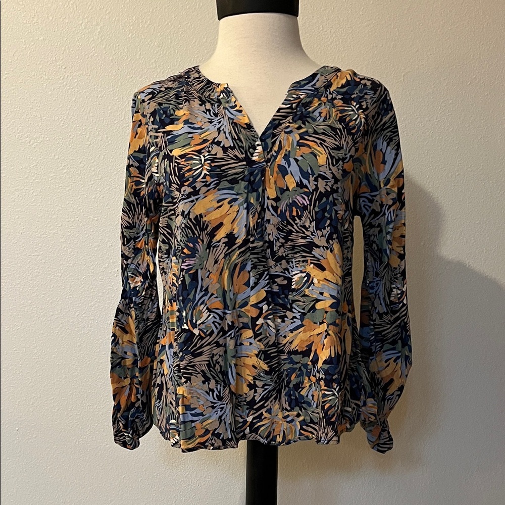 Emily Wonder Floral Print Women's Top, size M